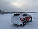 Toyota RAV4 GR Sport tsn po vjezdu na ledovou plochu