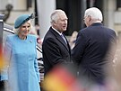 Britská královna cho Camilla, britský král Karel III., nmecký prezident...