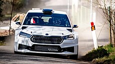 Testovací jízdy v novém voze koda Fabia RS Rally2 absolvoval Jan Kopecký na...