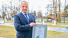 Cenu za první místo p�evzal krumlovský starosta Alexandr Nogrády.
