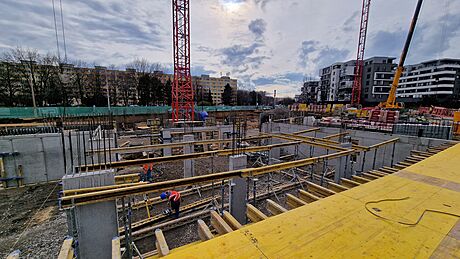 Stavební práce na projektu na praském Proseku (3. dubna 2023)