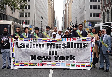 Pochod hispánských muslim v USA (26. záí 2022)