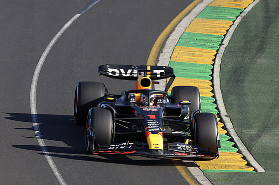 Max Verstappen z Red Bullu jede Velkou cenu Austrálie.