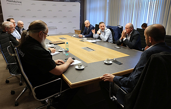 Plze�ský kraj, m�sto Plze� a starostové z regionu vyzvou vedení �eské po�ty a...