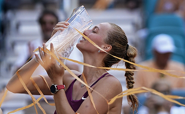 Famózní Kvitová slaví třicátý titul. V Miami zdolala Rybakinovou