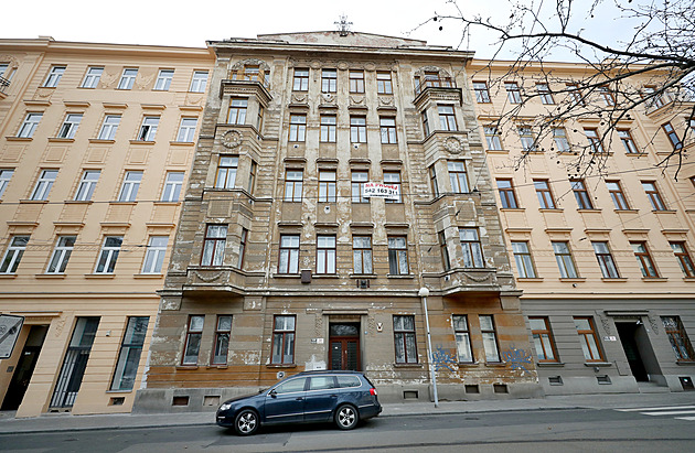 Dům v centru Brna stát udal za 50 milionů, obliba elektronické dražby roste