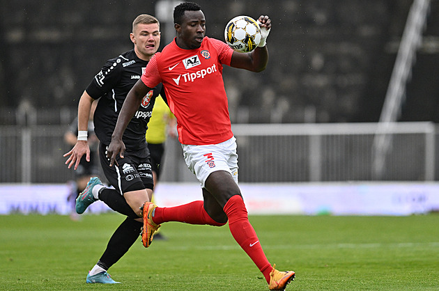 Brno - Hradec Kr. 1:2, nováček potřetí s nulou, otáčeli Vašulín a Ryneš