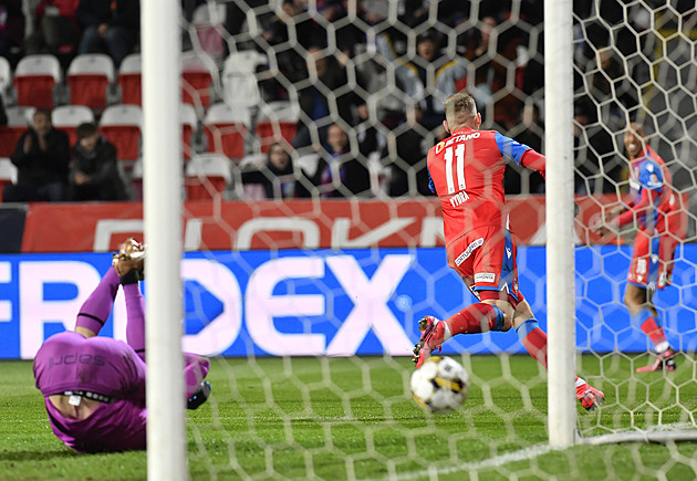 Plzeň - Jablonec 3:2, tyče, břevno, drama. Obhájce spasil dvougólový Vydra