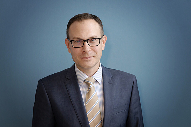 Turek může přijít o mandát poslance, tvrdí právník. Nejasnosti o nové funkci zůstávají