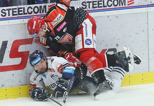 ONLINE: Vítkovice - Hradec 0:0. Druhá šance hostů, odvrátí domácí další mečbol?