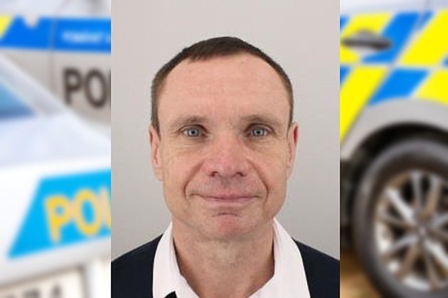 Ředitel ČSOB odešel z psychiatrické léčebny, doma si vyzvedl zbraň a zmizel