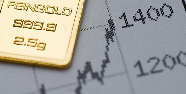 Světové centrální banky shánějí rekordní množství zlata, nakupuje i ČNB