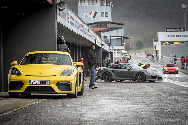 Narozeniny nejslavnějšího porsche oslavila unikátní 911 českého designéra