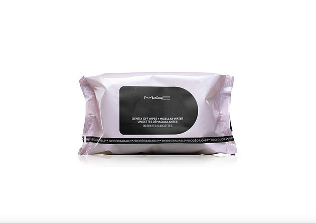 Není čas ztrácet čas. Kosmetičtí pomocníci s rychlými účinky