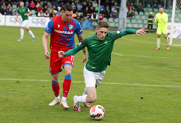 Bojujeme i za Lukáše, shodují se fotbalisté Hlučína po úmrtí spoluhráče