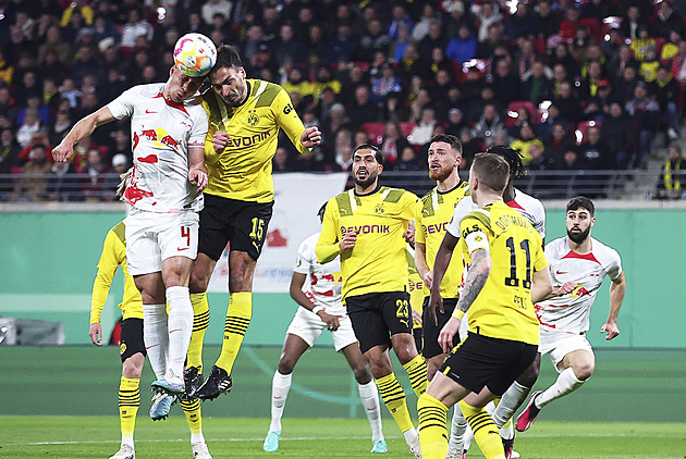 Lipsko ve čtvrtfinále Německého poháru porazilo bezzubý Dortmund