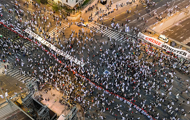 Mossad podporuje protesty, tvrdí americké dokumenty. Lži, oponuje Izrael