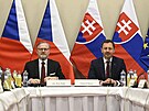 Spolené jednání len slovenské a eské vlády v Trenín na Slovenku.(3. dubna...