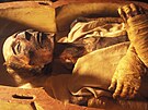 To je on, Ramses II. Dneních dní se dokal jako mumie. A fascinuje nás.