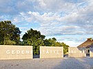 Památník byl v Sachsenhausenu zízen v roce 1961, muzeum a po sjednocení...