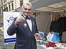 Pra�sk� prim�tor bohuslav Svoboda (ODS) nav�t�vil velikono�n� trhy na...