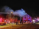 U poáru rodinného domu v Olomouci-Chválkovicích zasahovalo asi padesát hasi...