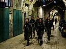 Izraelská policie zasahovala proti Palestincm na jeruzalémské Chrámové hoe....