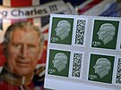 Britský král Karel III. na nových známkách (Londýn, 4. dubna 2023)