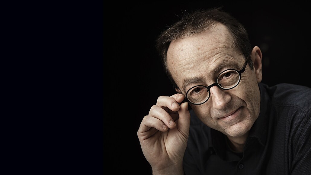 Petr Zelenka je �eský dramatik, scenárista a re�isér