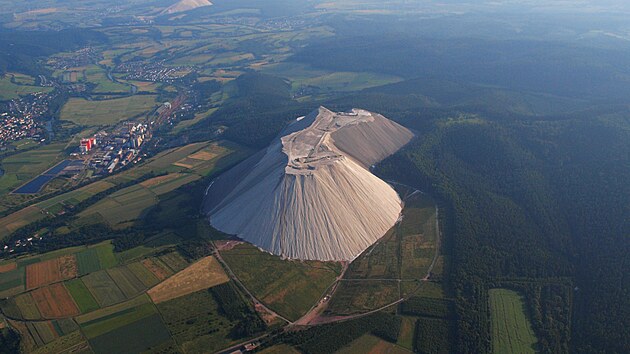 Monte Kali u v sob nese asi 250 milion tun soli.