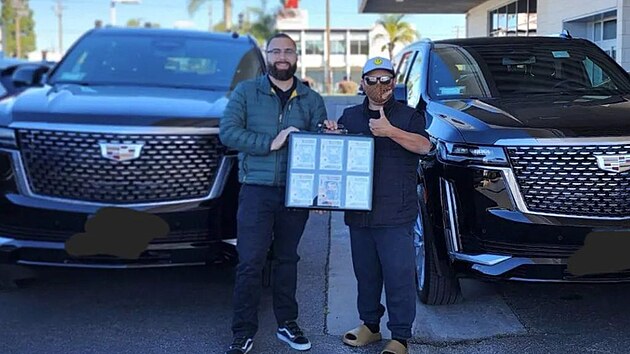 Sb�ratel Funk Pop figurek Junot Ignacio a jeho sbírka cadillac�