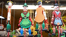 Pra�ské velikono�ní trhy ovládly stánky s jídlem a suvenýry. (1. dubna 2023)