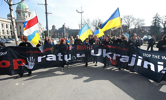 Podpora Ukrajin na shromádní v srbské metropoli Blehrad pi píleitosti...