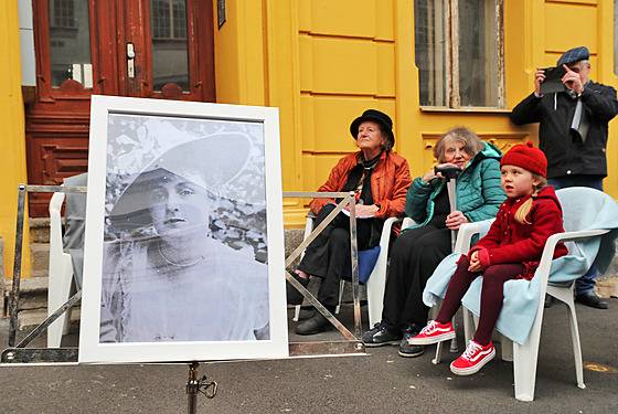 Dalí smutný osud, dalí takzvaný Kámen zmizelých. V Bulharské ulici v...