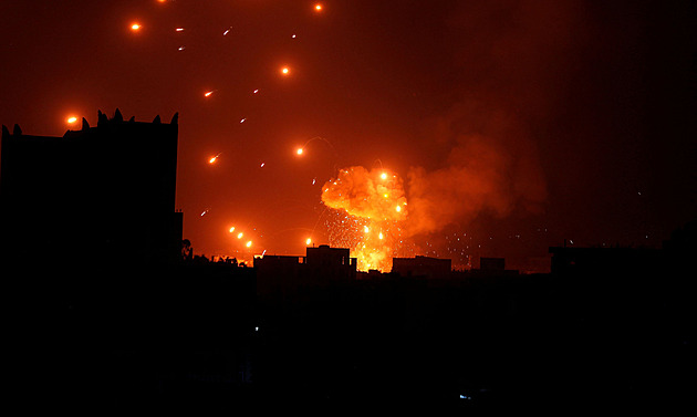 Saúdové couvají z vojenského fiaska v Jemenu. Za mírotvorce je Čína