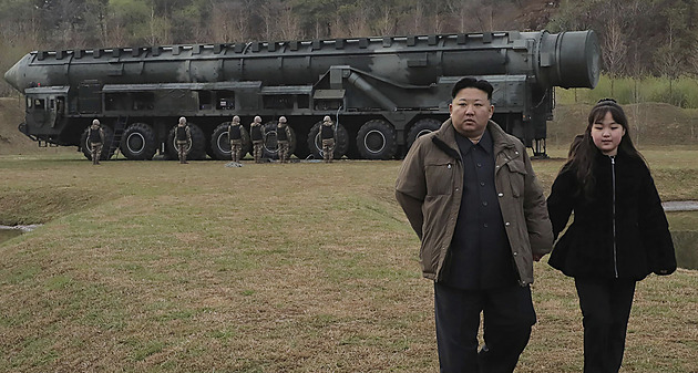 Jaderný potenciál musíme dál zdokonalovat, hrozí Kimova sestra