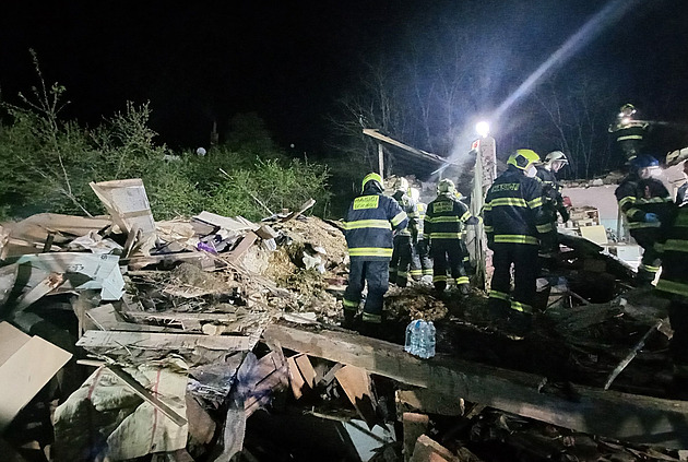 Při výbuchu domu na Znojemsku zemřel mladý muž, uvedla policie. Šetří příčinu