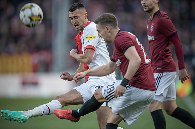 ONLINE: Sparta - Slavia, domácím chybí Sörensen, za hosty hrají oba Juráskové
