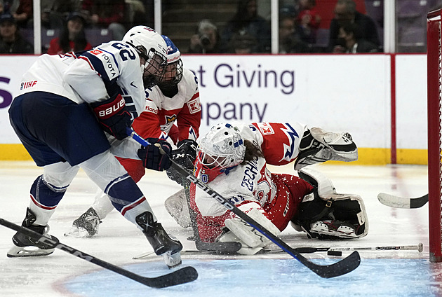 USA - Česko 9:1. Další semifinálový debakl, hokejistky na MS zabojují o bronz