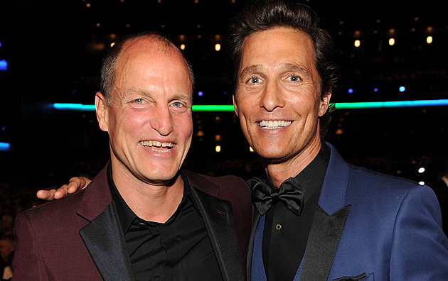 Matthew McConaughey a Woody Harrelson jsou možná bratři