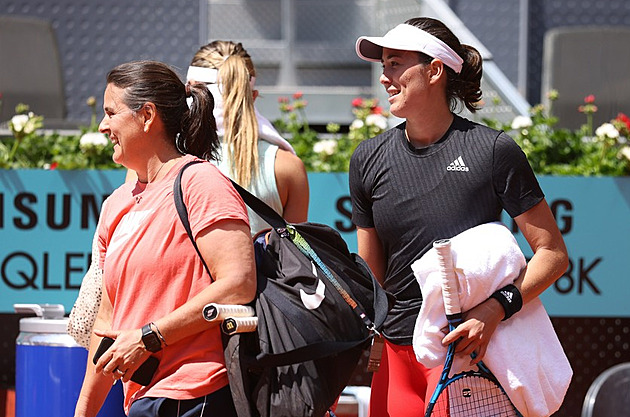 Muguruzaová se během tenisové pauzy rozešla s trenérkou Martínezovou