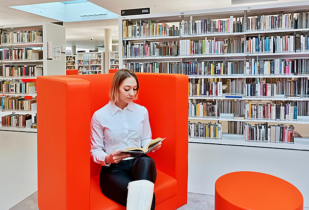 Jihočeské knihovny modernizují, nabízí online služby i šifrovací hru