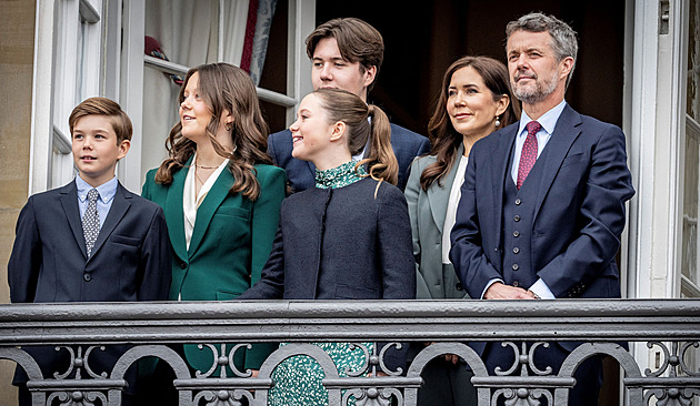 Nejdéle vládnoucí dánská královna Margrethe II. oznámila, že předá trůn synovi