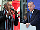 Kandidti na novho tureckho prezidenta Kemal Kilidaroglu (vlevo) a Recep...
