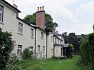 Frogmore Cottage je historický dm s památkovou ochranou II. stupn na panství...