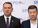 Pedseda SPD Tomio Okamura a éf poslaneckého klubu Radim Fiala na tiskové...
