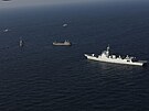 Írán, Rusko a ína poádají spolené vojenské cviení v Ománském zálivu. (18....
