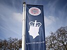 Vlajky v britské metropoli u píleitosti korunovace Karla III. (Londýn, 8....