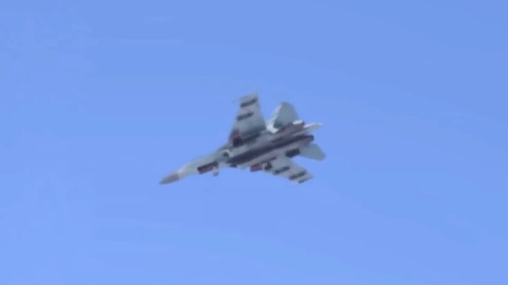 Ruský letoun Su-35 údajně zachycený poblíž letiště v Teheránu