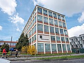 Budova fakulty technologické s oznaením U1 pochází z roku 1932 a slouila jako...